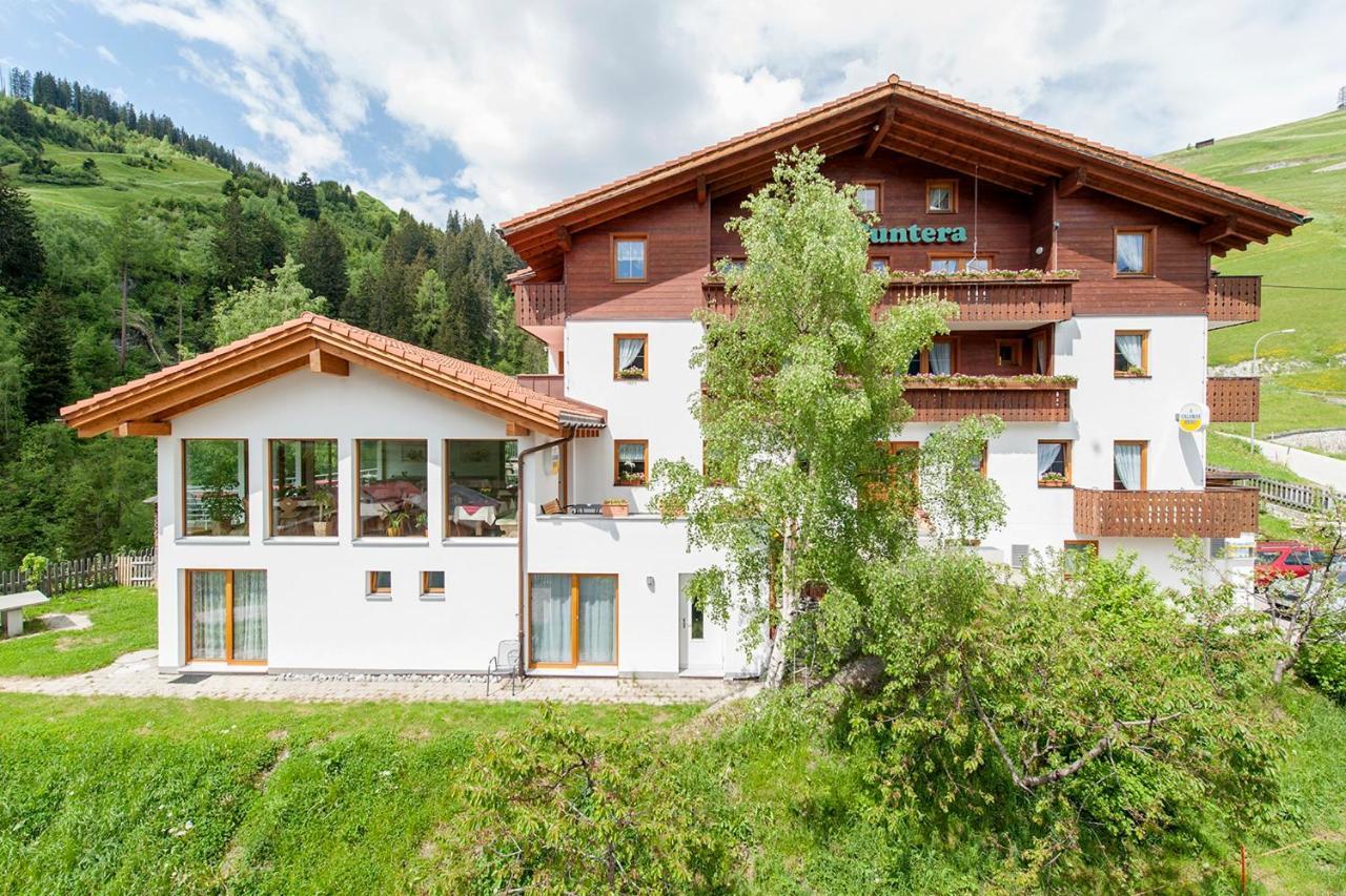 Hotel Cuntera Curaglia Bagian luar foto
